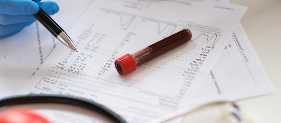 Acide urique et urée : quelle différence ?